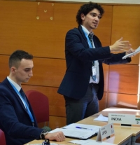 El estudiante de la UCO Javier Ruiz recibe la  mencin honorfica en UC3MUN