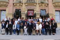 Foto de familia de los asistentes al I Congreso de Investigadores Noveles de la Universidad de C