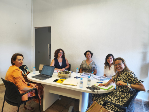 Momento de la reunión del jurado del premio María Moliner.