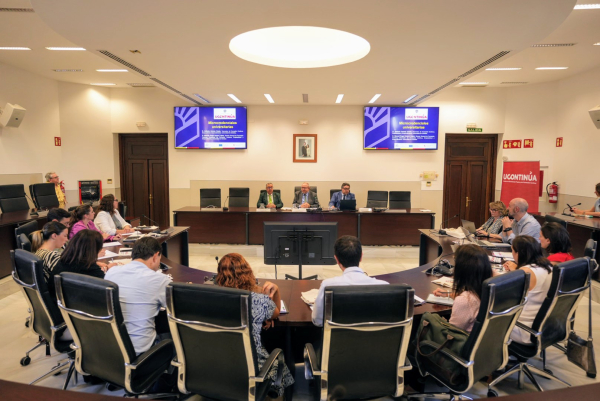 Vista de la reunión de presentación a las empresas.