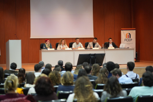 Momento del encuentro celebrado en Ciencias de la Educación y Psicología.