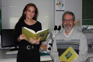 Actualidad Universitaria - La profesora de la UCO María Martínez-Atienza de  Dios publica el libro Entre la morfología, la sintaxis y la semántica del  español. Límites e intersecciones