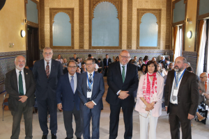 Autoridades participantes en la inauguración del congreso.