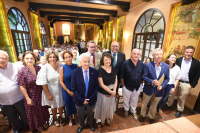 Una imagen del acto de presentación de los libros. 