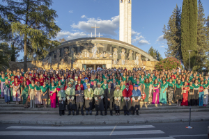 Foto de familia de los graduados.