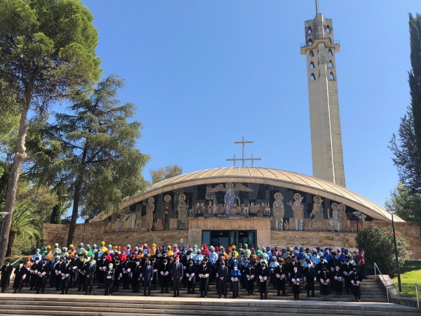 Foto de familia de la inauguración del curso académico 2021/2022.