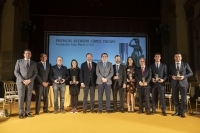 Foto de familia de los premiados