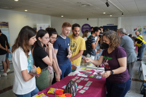 Vista de uno de los estands de la feria.