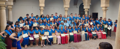 Foto de familia de los graduados en Traducción e Interpretación.