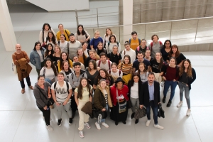 Cecilia Banshuy en uno de sus encuentros con estudiantes