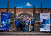 Foto de familia de la Comisión Ejecutiva de la AUIP