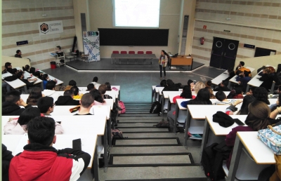 Ana de Toro, del SEPA, durante el taller sobre la huella de carbono.