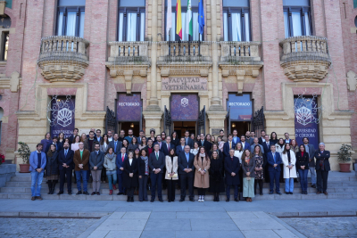 Foto de familia tras la toma de posesión.