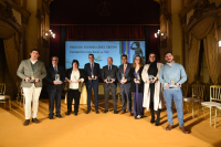 Foto de familia de los premiados