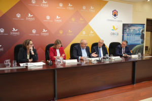 Momento de la presentación de la jornadas en la Sala de Prensa del Rectorado.