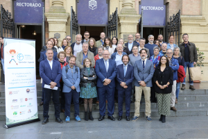 Participantes en la presentación de &#039;Aprender Jugando&#039;