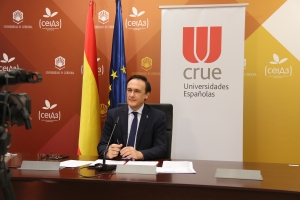 El presidente de CRUE durante su comparecencia online.