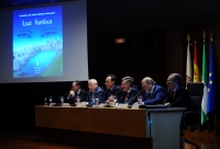 Un momento de la presentación del libro en el salón de actos del Rectorado. 