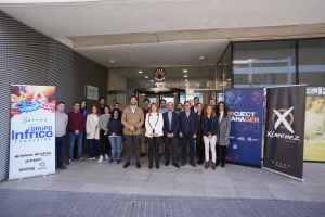 Foto de familia de los participantes y ponentes de la última edición del curso.