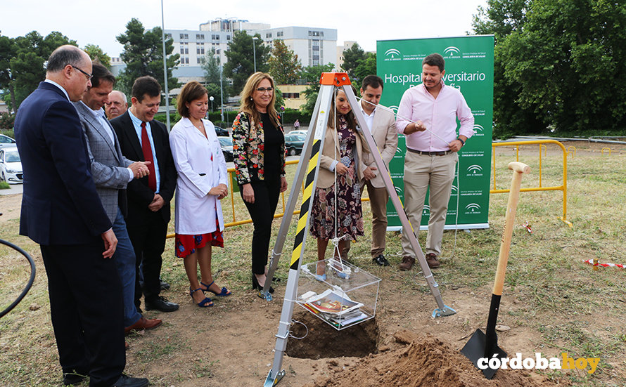 Primera piedra de la Escuela Infantil del Hospital Reina Sofía